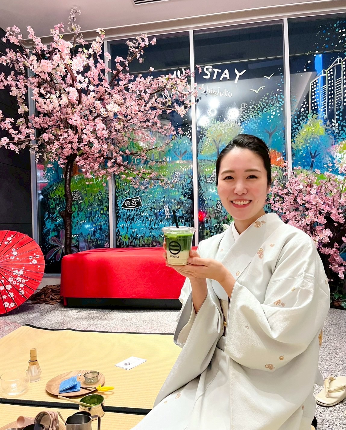 東急ステイ西新宿ロビーにてNIGICHAの八女茶コールドブリュー煎茶を提供